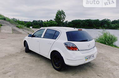 Хэтчбек Opel Astra 2012 в Киеве