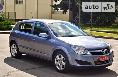 Хетчбек Opel Astra 2008 в Запоріжжі