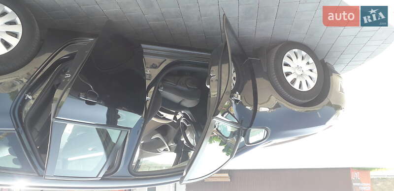 Универсал Opel Astra 2013 в Остроге