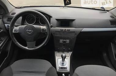 Хэтчбек Opel Astra 2004 в Днепре