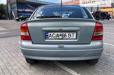 Хэтчбек Opel Astra 2003 в Луцке