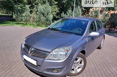 Хетчбек Opel Astra 2007 в Ужгороді