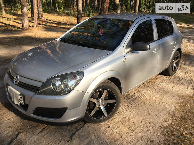 Хэтчбек Opel Astra 2005 в Киеве