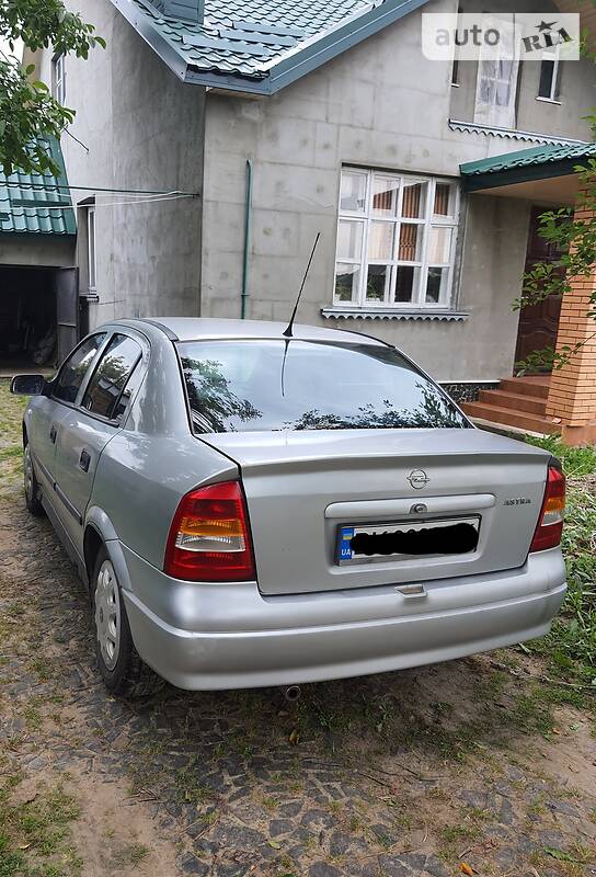 Седан Opel Astra 2004 в Ровно фото 5 Седан Opel Astra 2004 в Ровно