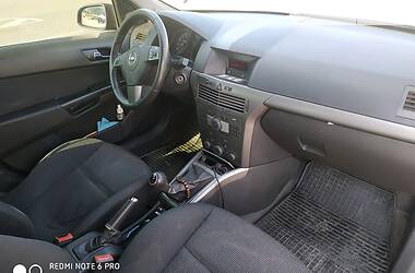 Хетчбек Opel Astra 2006 в Львові