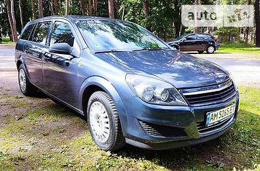 Универсал Opel Astra 2009 в Пулинах