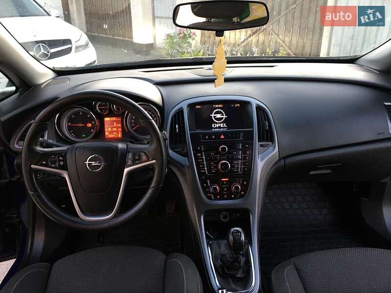 Универсал Opel Astra 2013 в Варве фото 20 Универсал Opel Astra 2013 в Варве
