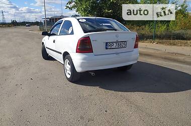 Хэтчбек Opel Astra 2000 в Вознесенске