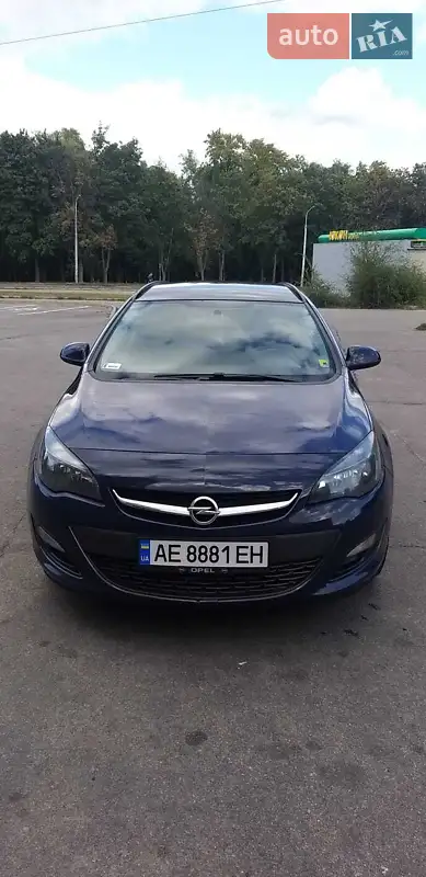 Opel Astra 2014