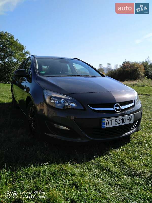 Opel Astra 2015