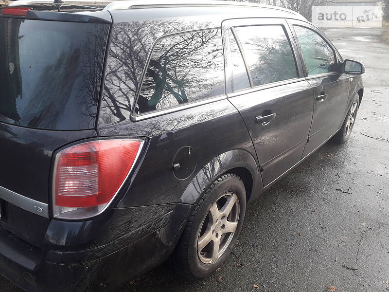 Універсал Opel Astra 2006 в Чернігові