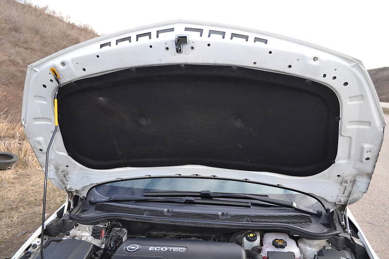 Универсал Opel Astra 2014 в Первомайске