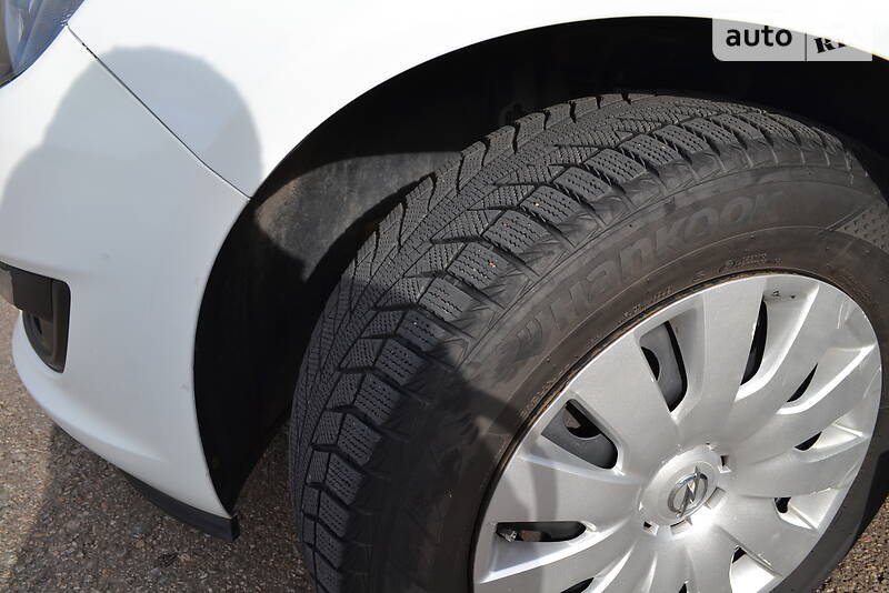 Универсал Opel Astra 2014 в Первомайске