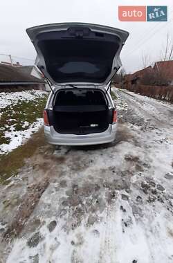 Универсал Opel Astra 2010 в Дрогобыче