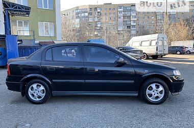 Седан Opel Astra 2004 в Одессе