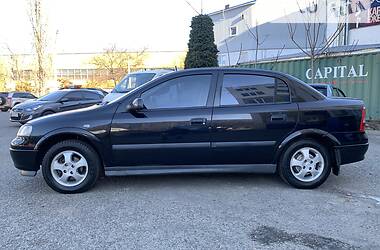 Седан Opel Astra 2004 в Одессе