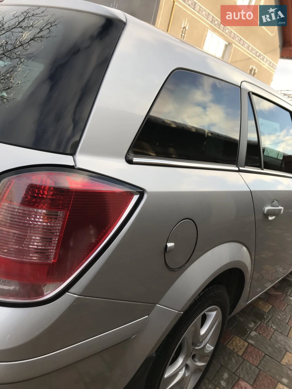 2010 Opel Astra - мініатюра 12