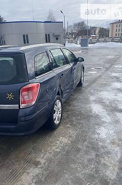 Универсал Opel Astra 2008 в Костополе