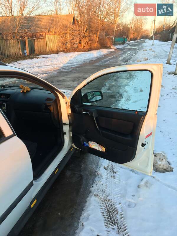 Універсал Opel Astra 1999 в Борзні