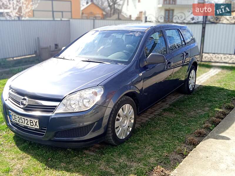 Универсал Opel Astra 2009 в Черновцах