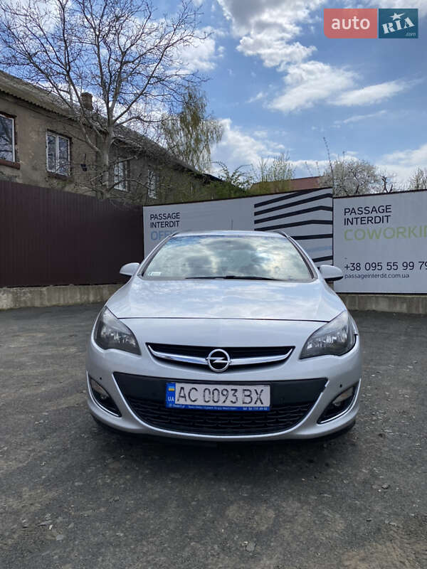 Opel Astra 2013