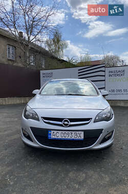 Универсал Opel Astra 2013 в 
