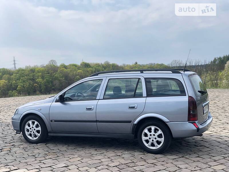 Универсал Opel Astra 2004 в Житомире