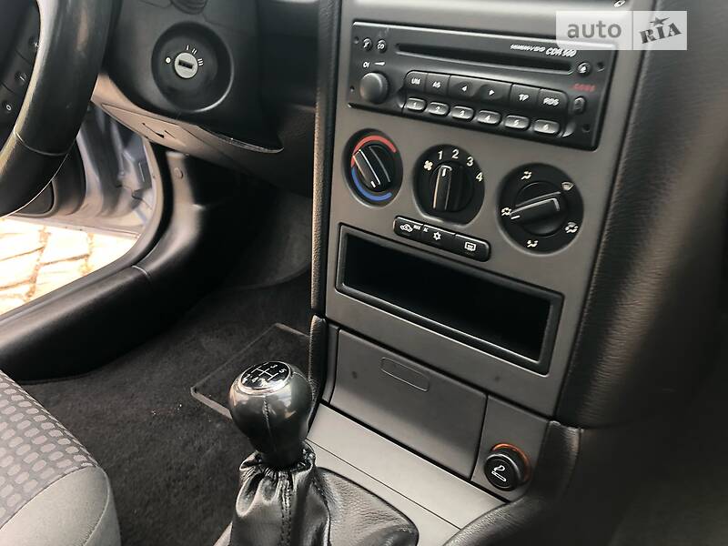 Универсал Opel Astra 2004 в Житомире