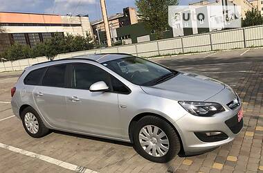 Универсал Opel Astra 2015 в Луцке