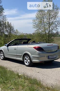 Кабриолет Opel Astra 2006 в Киеве