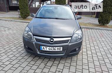 Универсал Opel Astra 2009 в Косове