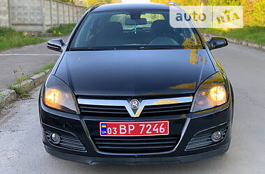 Универсал Opel Astra 2005 в Ровно