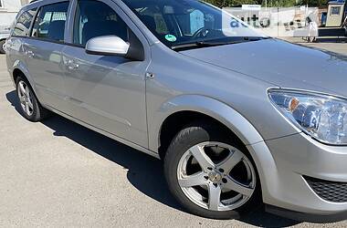 Універсал Opel Astra 2008 в Попільні