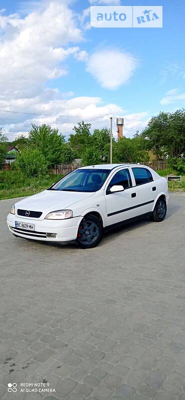 Хетчбек Opel Astra 2000 в Дрогобичі
