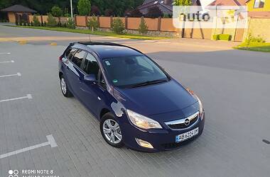 Универсал Opel Astra 2012 в Виннице