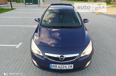 Универсал Opel Astra 2012 в Виннице