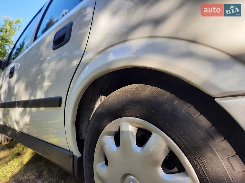 Універсал Opel Astra 1998 в Бару