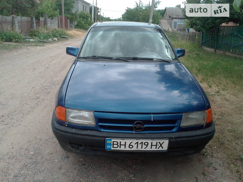 Универсал Opel Astra 1993 в Апостолово
