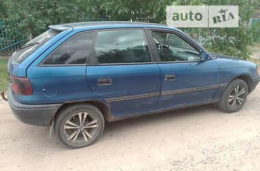 Универсал Opel Astra 1993 в Апостолово