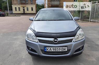 Хэтчбек Opel Astra 2008 в Бердичеве