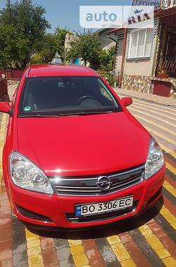 Универсал Opel Astra 2009 в Тернополе