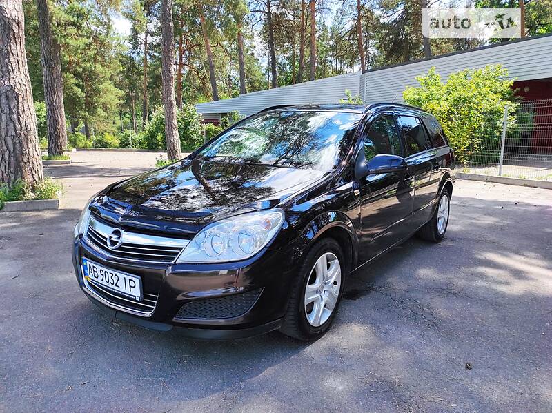 Универсал Opel Astra 2009 в Виннице