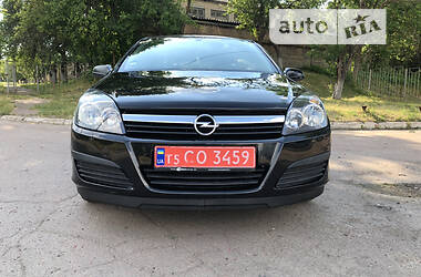 Хэтчбек Opel Astra 2006 в Чернигове