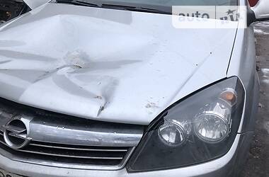 Универсал Opel Astra 2011 в Киеве