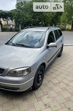 Универсал Opel Astra 2001 в Тячеве