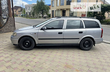 Универсал Opel Astra 2001 в Тячеве