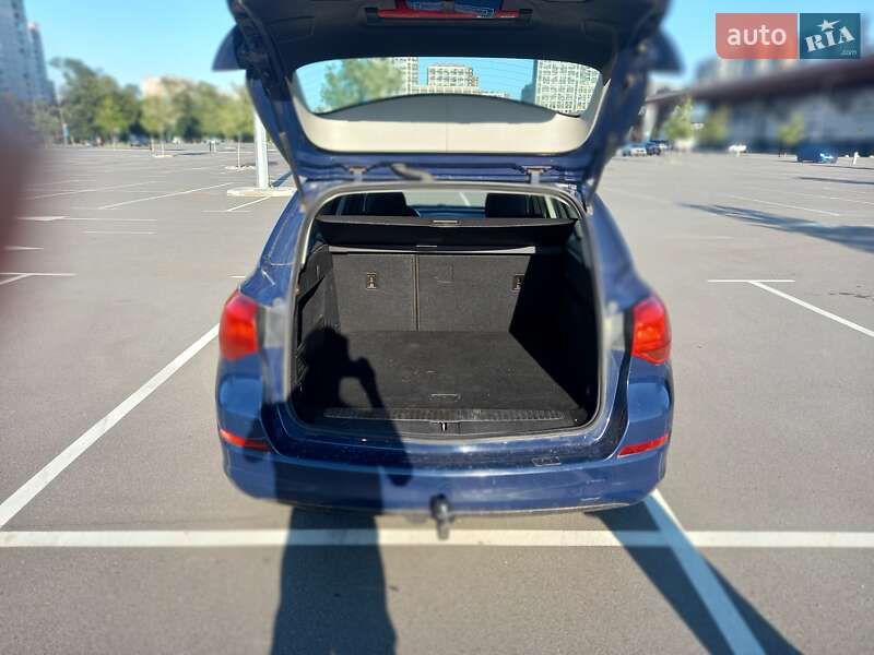 Универсал Opel Astra 2010 в Киеве