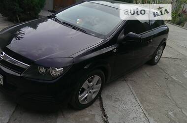 Хэтчбек Opel Astra 2009 в Еланце