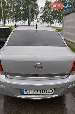 Седан Opel Astra 2011 в 