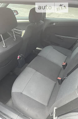 Универсал Opel Astra 2007 в 